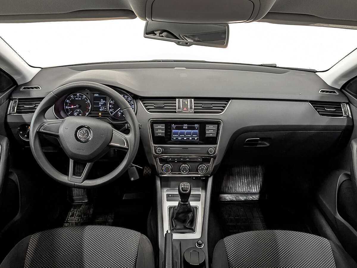 Skoda Octavia с пробегом — 2016 год. Фото: #13