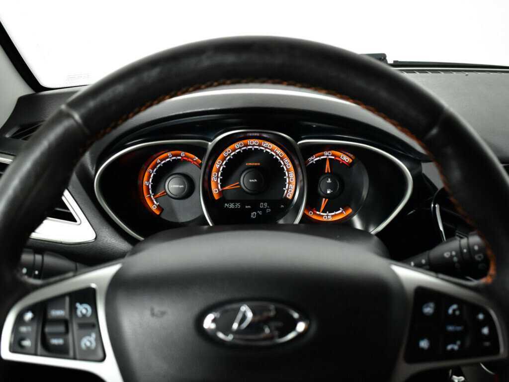 Lada (ВАЗ) Vesta с пробегом — 2020 год. Фото: #10