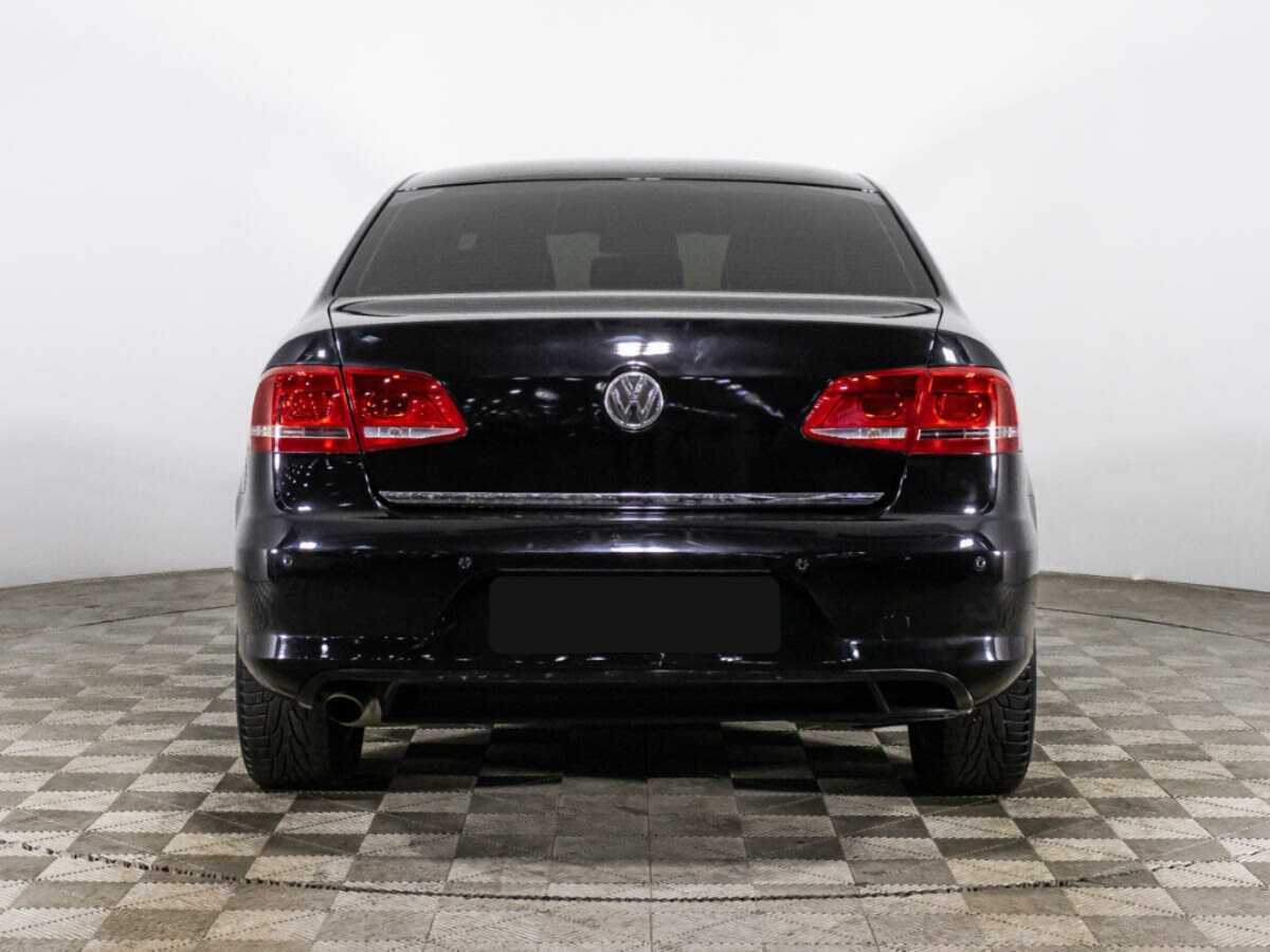 Volkswagen Passat с пробегом — 2013 год. Фото: #5