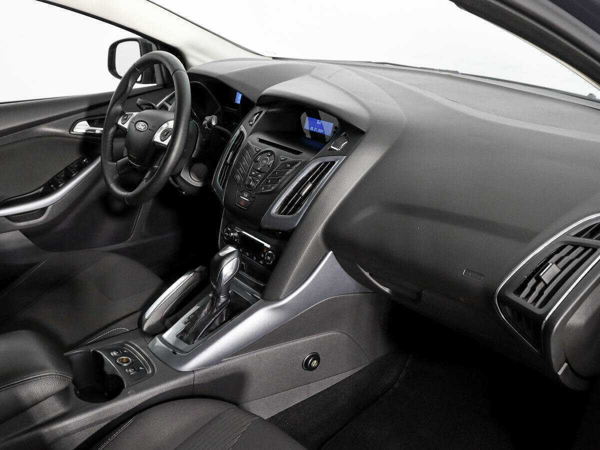 Ford Focus с пробегом — 2012 год. Фото: #9