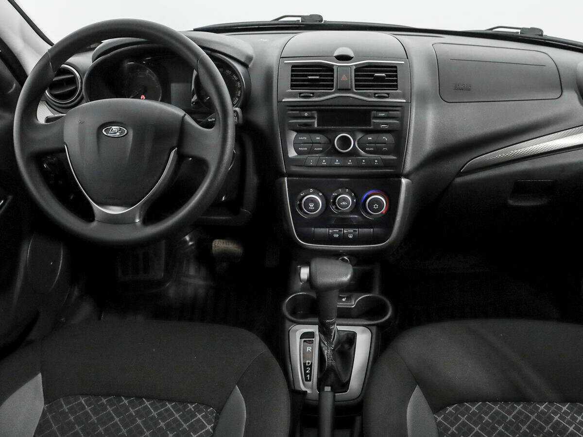 Lada (ВАЗ) Granta с пробегом — 2019 год. Фото: #11