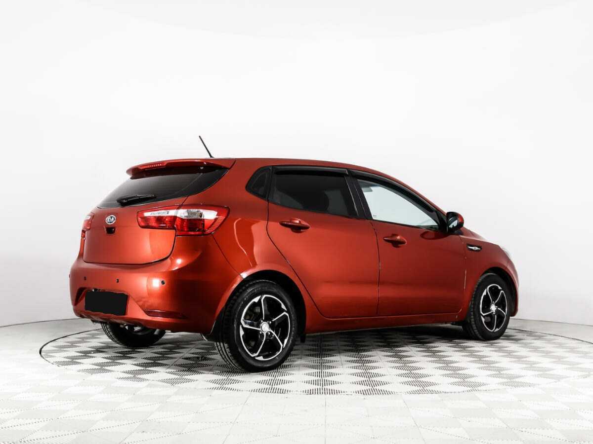 Kia Rio с пробегом — 2012 год. Фото: #4