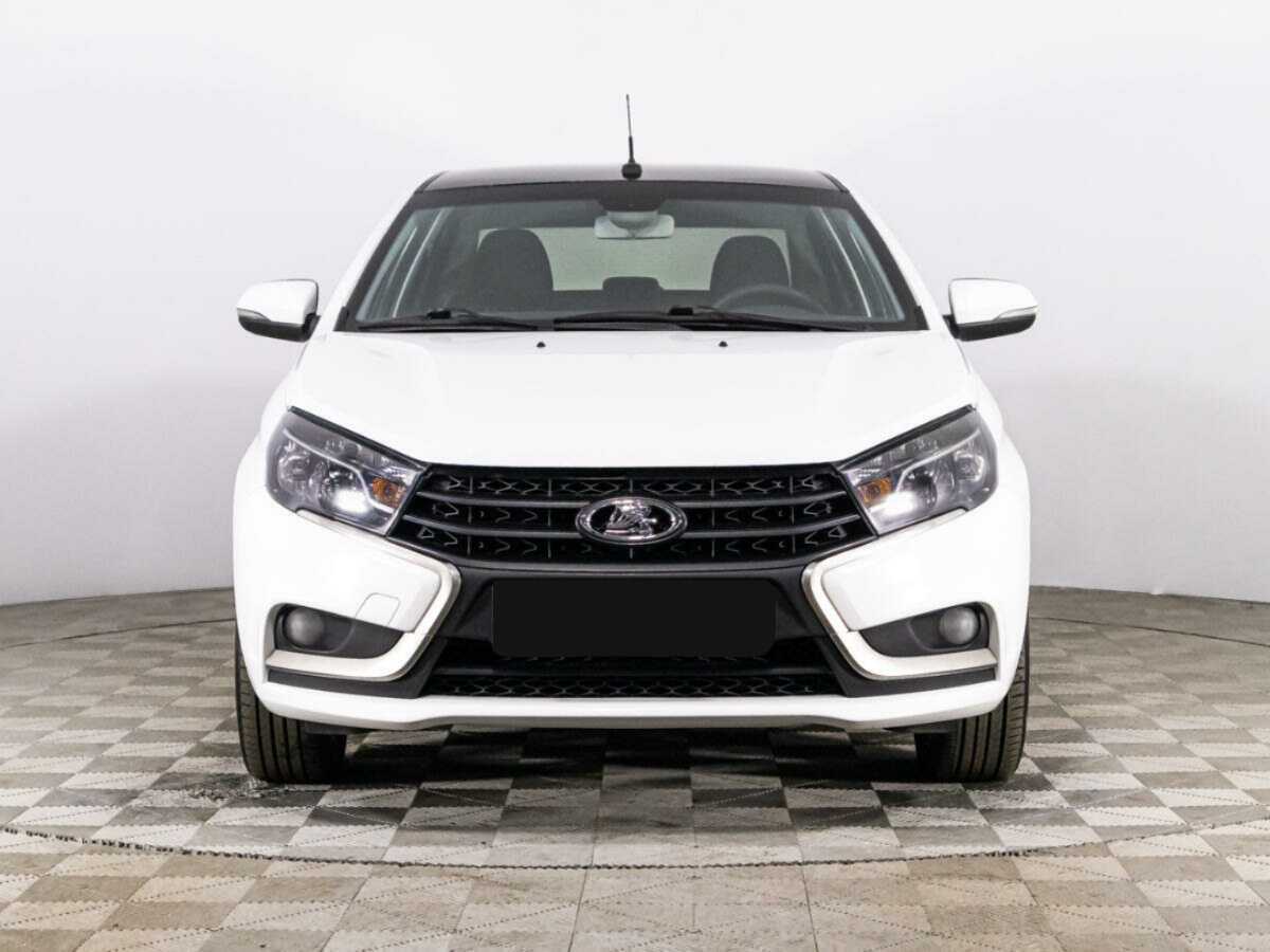 Lada (ВАЗ) Vesta с пробегом — 2017 год. Фото: #1