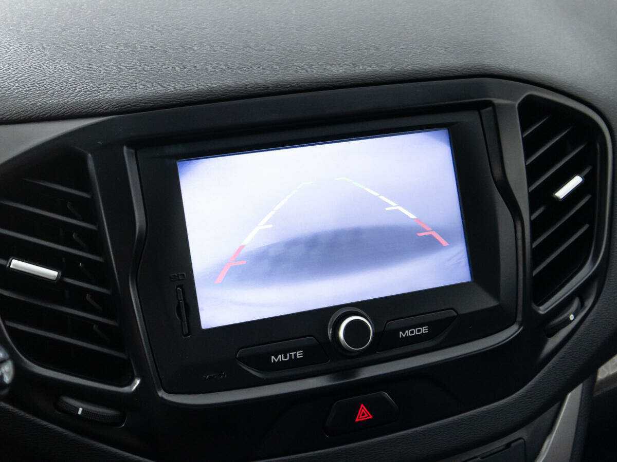 Lada (ВАЗ) Vesta с пробегом — 2017 год. Фото: #14