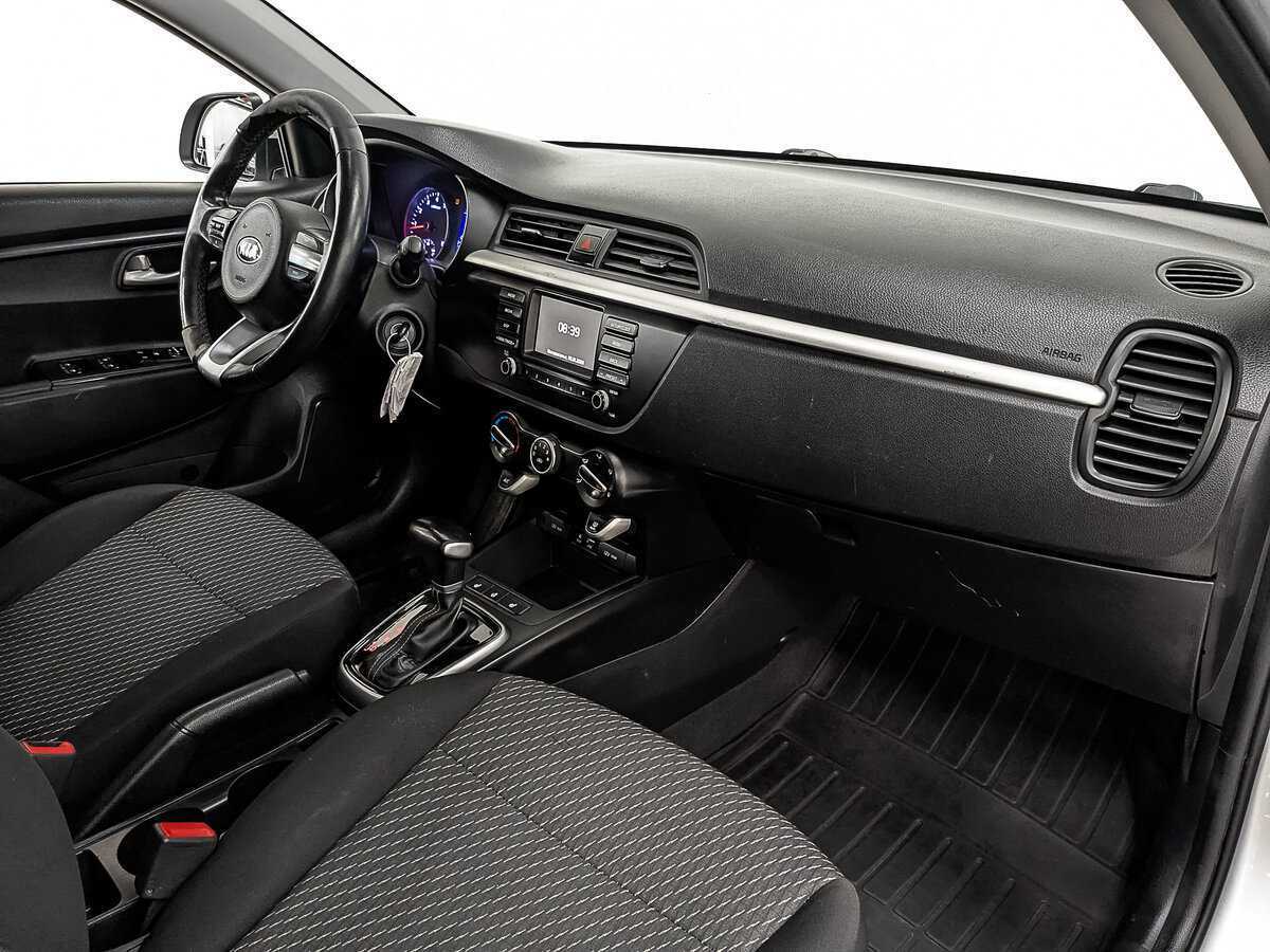 Kia Rio с пробегом — 2020 год. Фото: #12