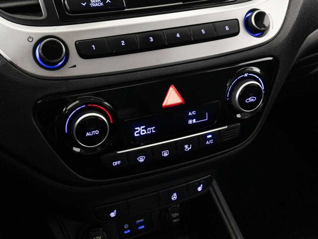 Hyundai Solaris с пробегом — 2018 год. Фото: #13