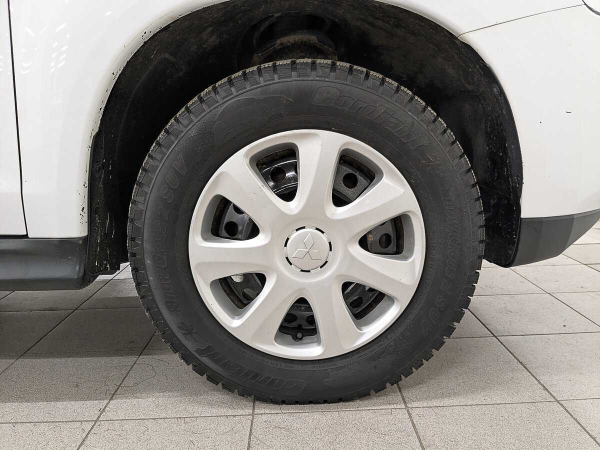 Mitsubishi ASX с пробегом — 2014 год. Фото: #11