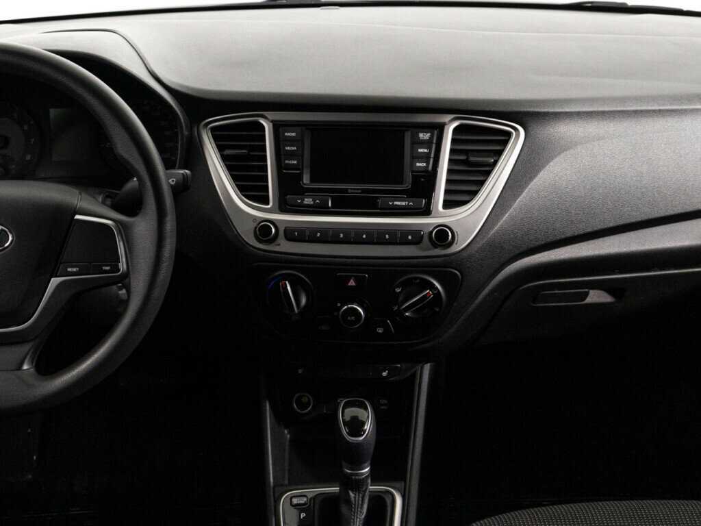 Hyundai Solaris с пробегом — 2020 год. Фото: #13