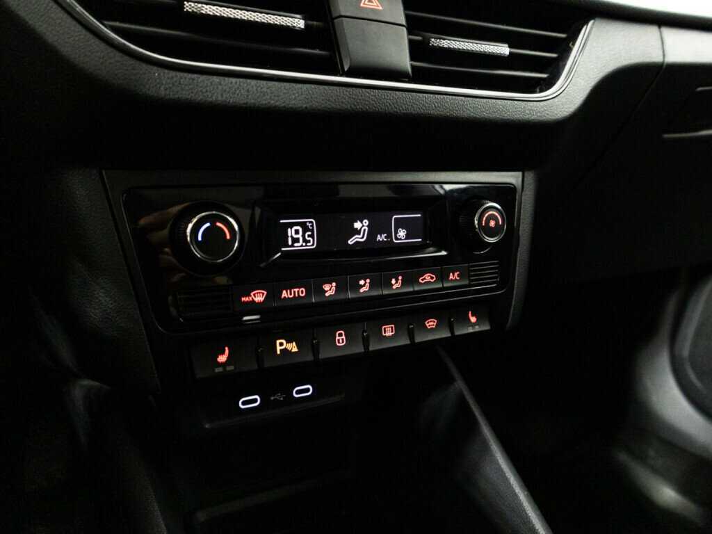 Volkswagen Polo с пробегом — 2021 год. Фото: #15