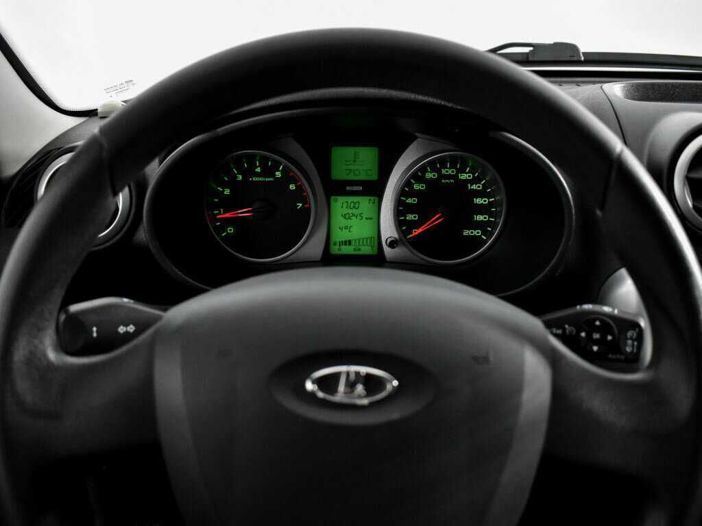 Lada (ВАЗ) Granta с пробегом — 2016 год. Фото: #14