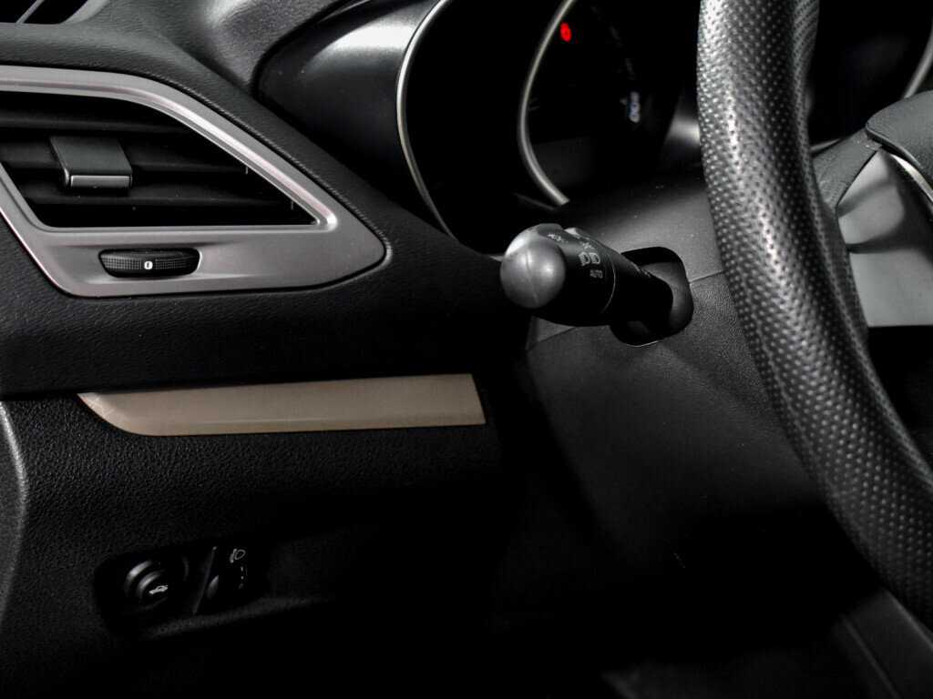 Lada (ВАЗ) Vesta с пробегом — 2016 год. Фото: #9