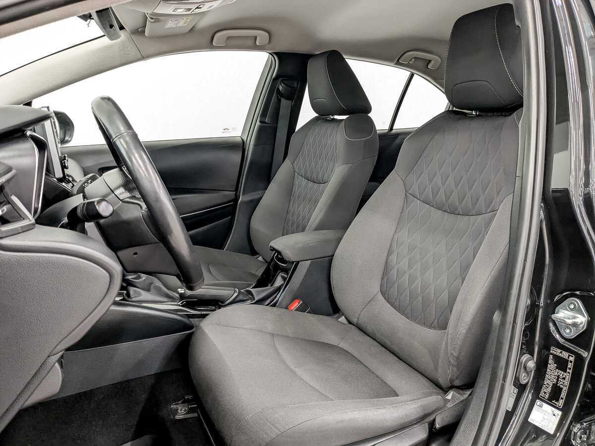 Toyota Corolla с пробегом — 2019 год. Фото: #18