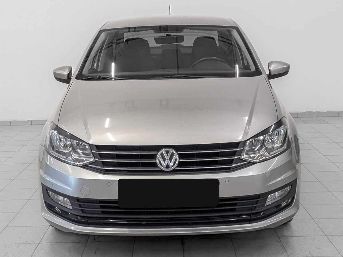 Volkswagen Polo с пробегом — 2018 год. Фото: #1