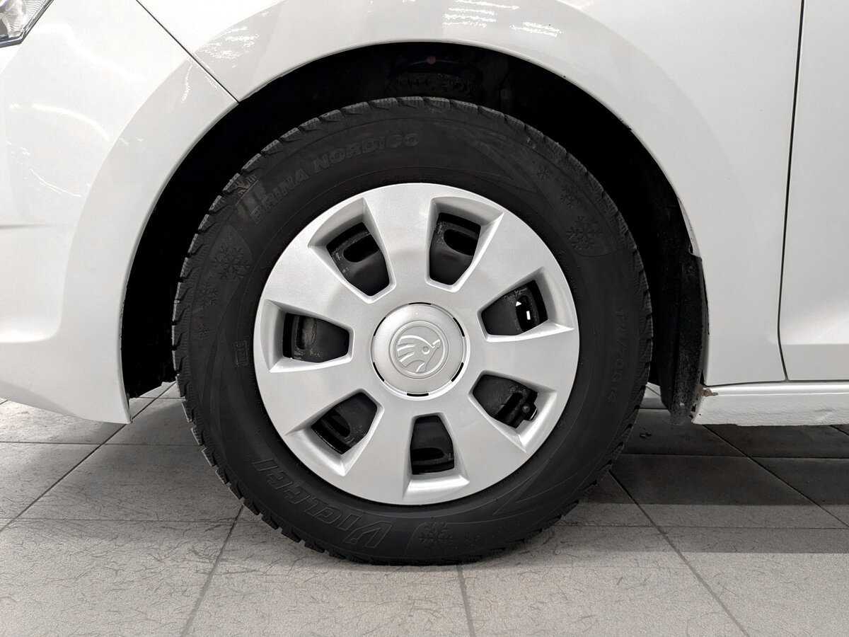 Skoda Rapid с пробегом — 2017 год. Фото: #17