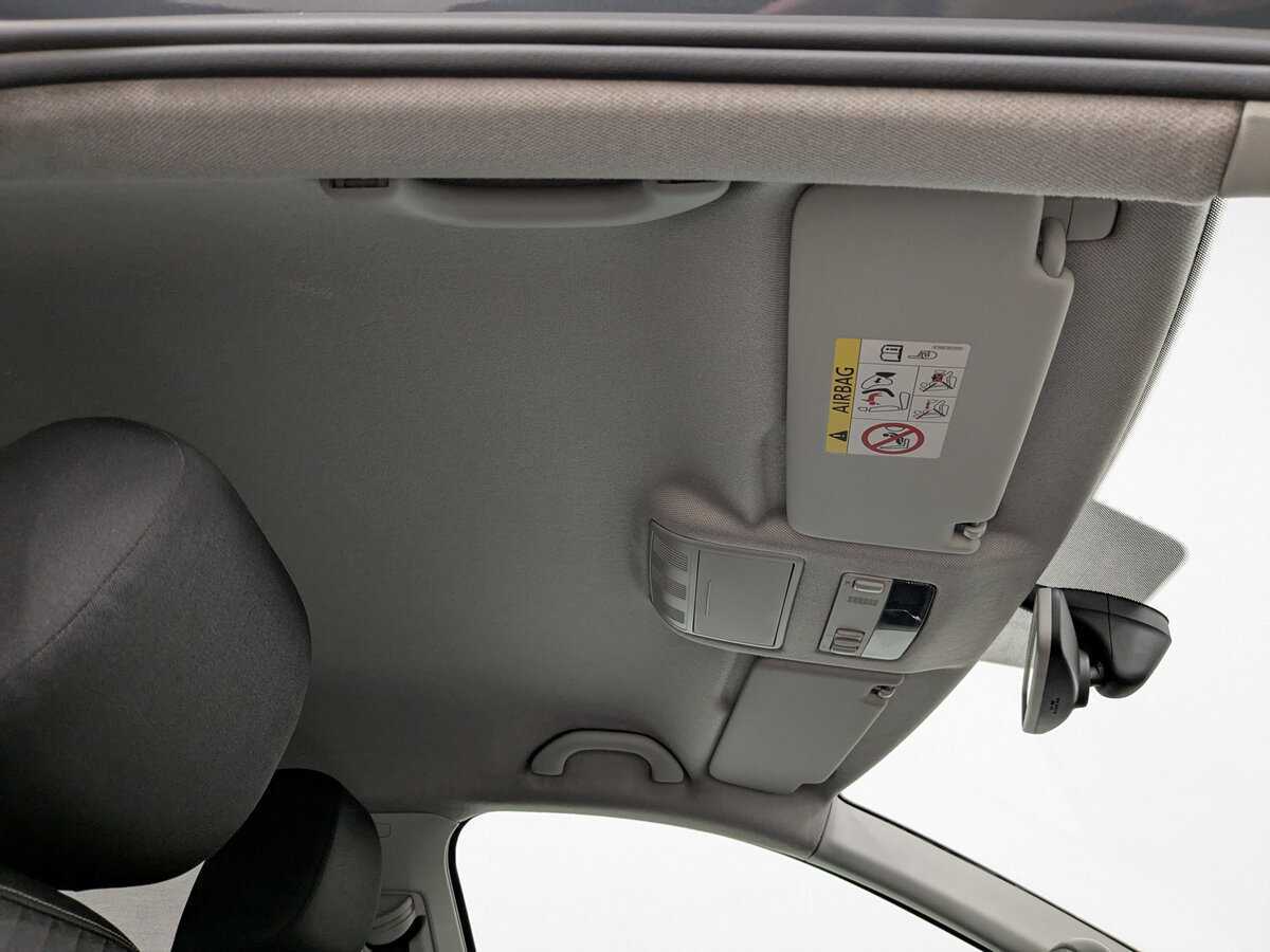 Skoda Rapid с пробегом — 2016 год. Фото: #19