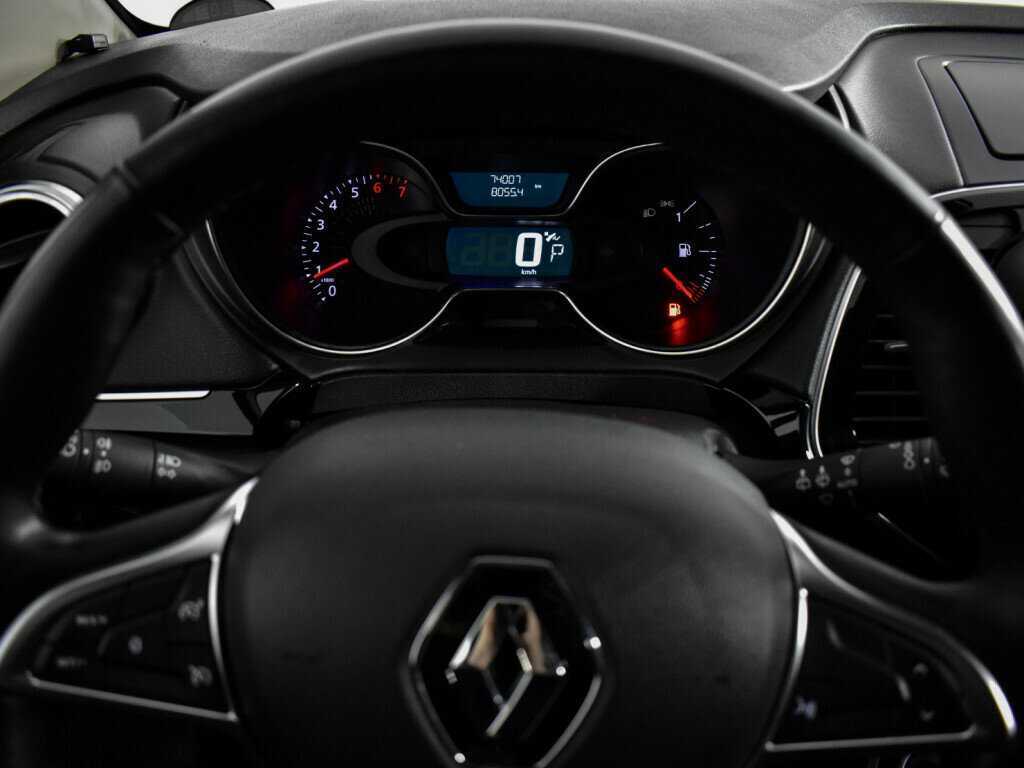 Renault Kaptur с пробегом — 2021 год. Фото: #16