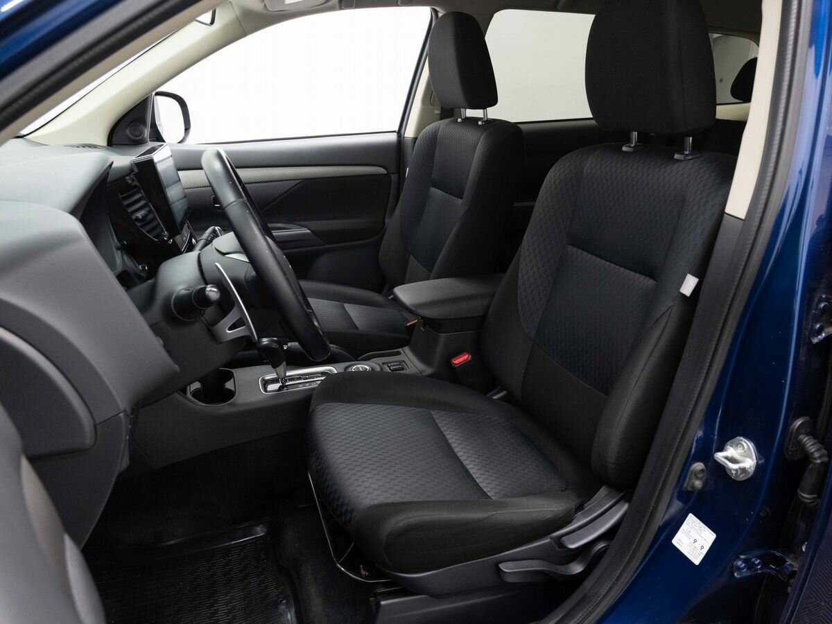 Mitsubishi Outlander с пробегом — 2014 год. Фото: #7