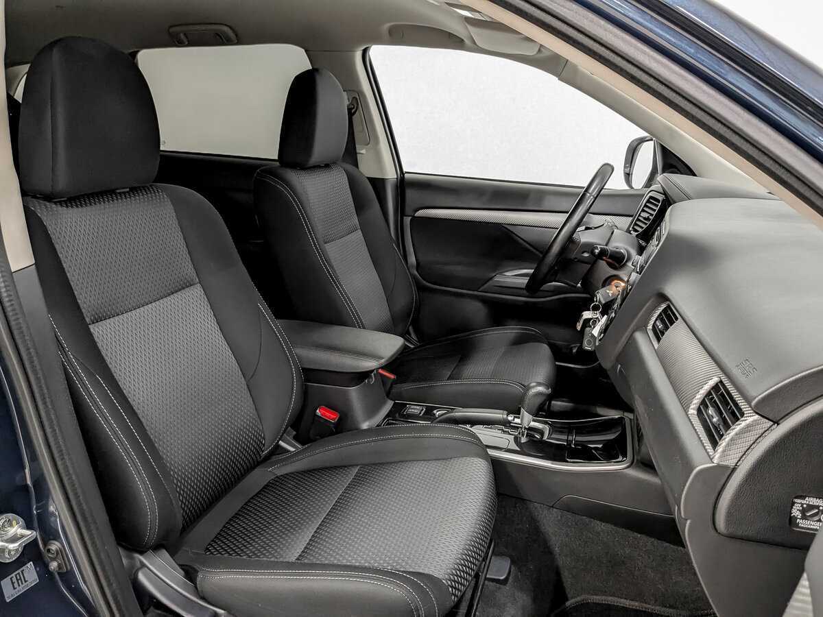 Mitsubishi Outlander с пробегом — 2017 год. Фото: #22