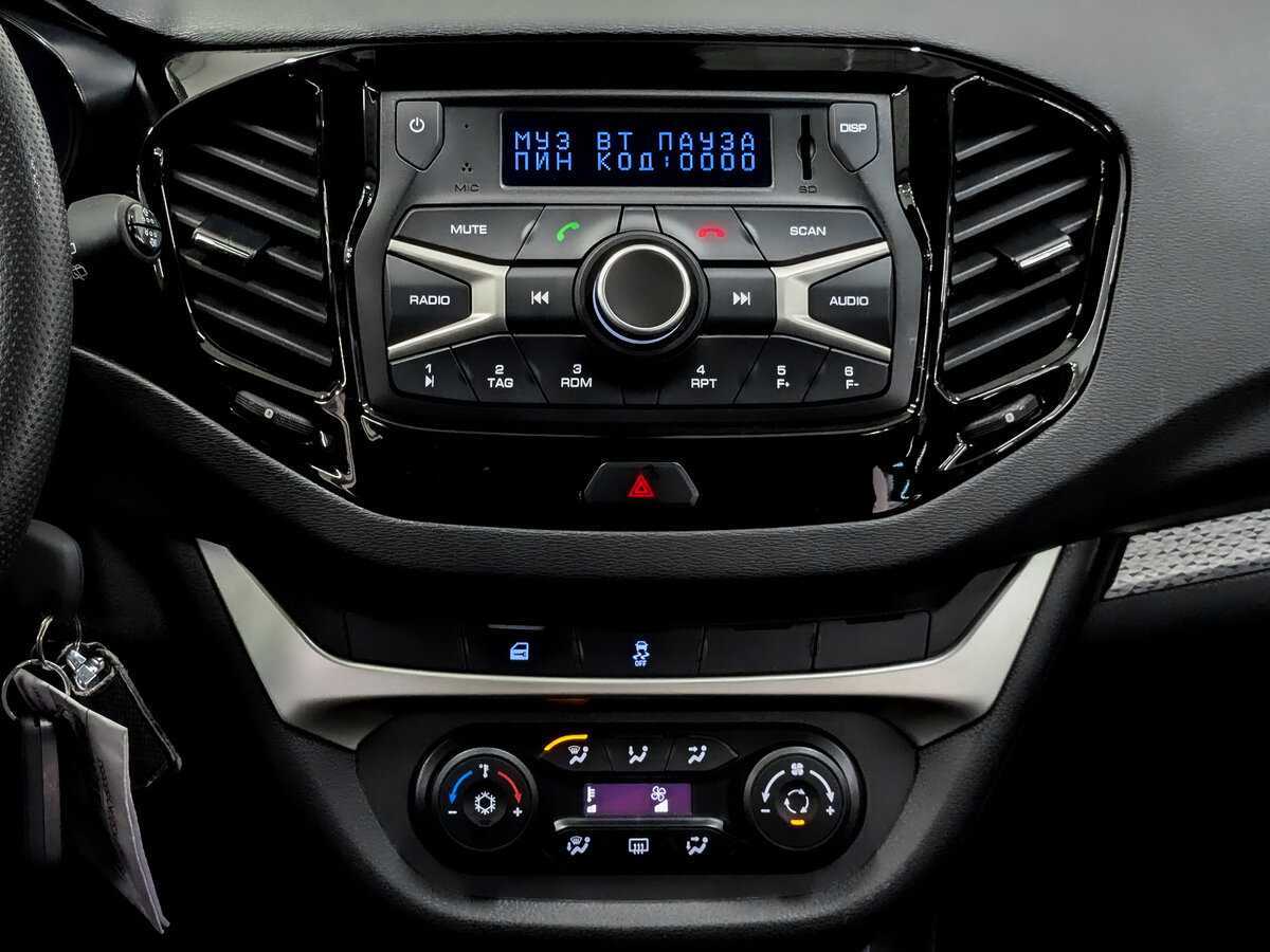 Lada (ВАЗ) Vesta с пробегом — 2019 год. Фото: #14