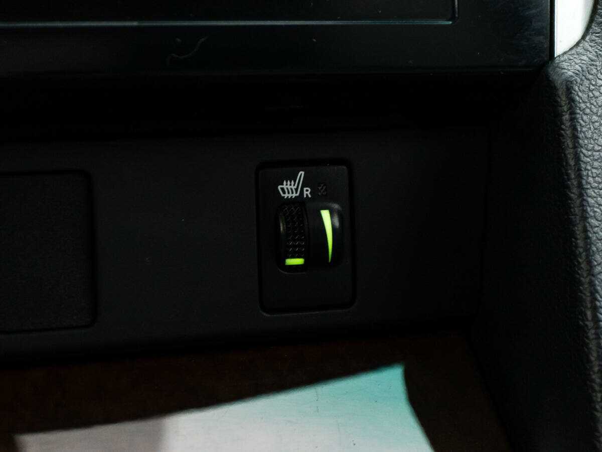 Toyota Camry с пробегом — 2012 год. Фото: #17