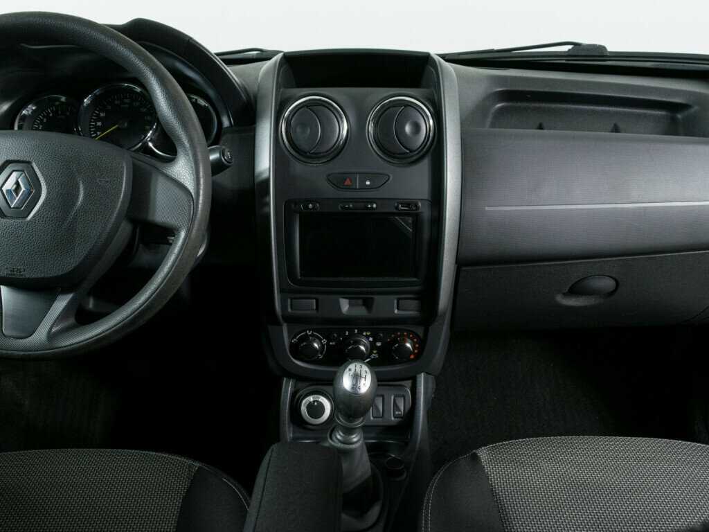 Renault Duster с пробегом — 2016 год. Фото: #8