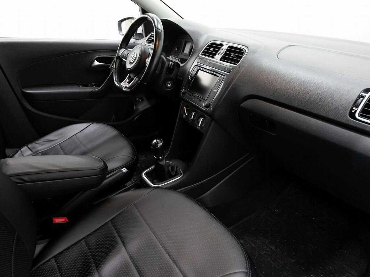 Volkswagen Polo с пробегом — 2020 год. Фото: #11