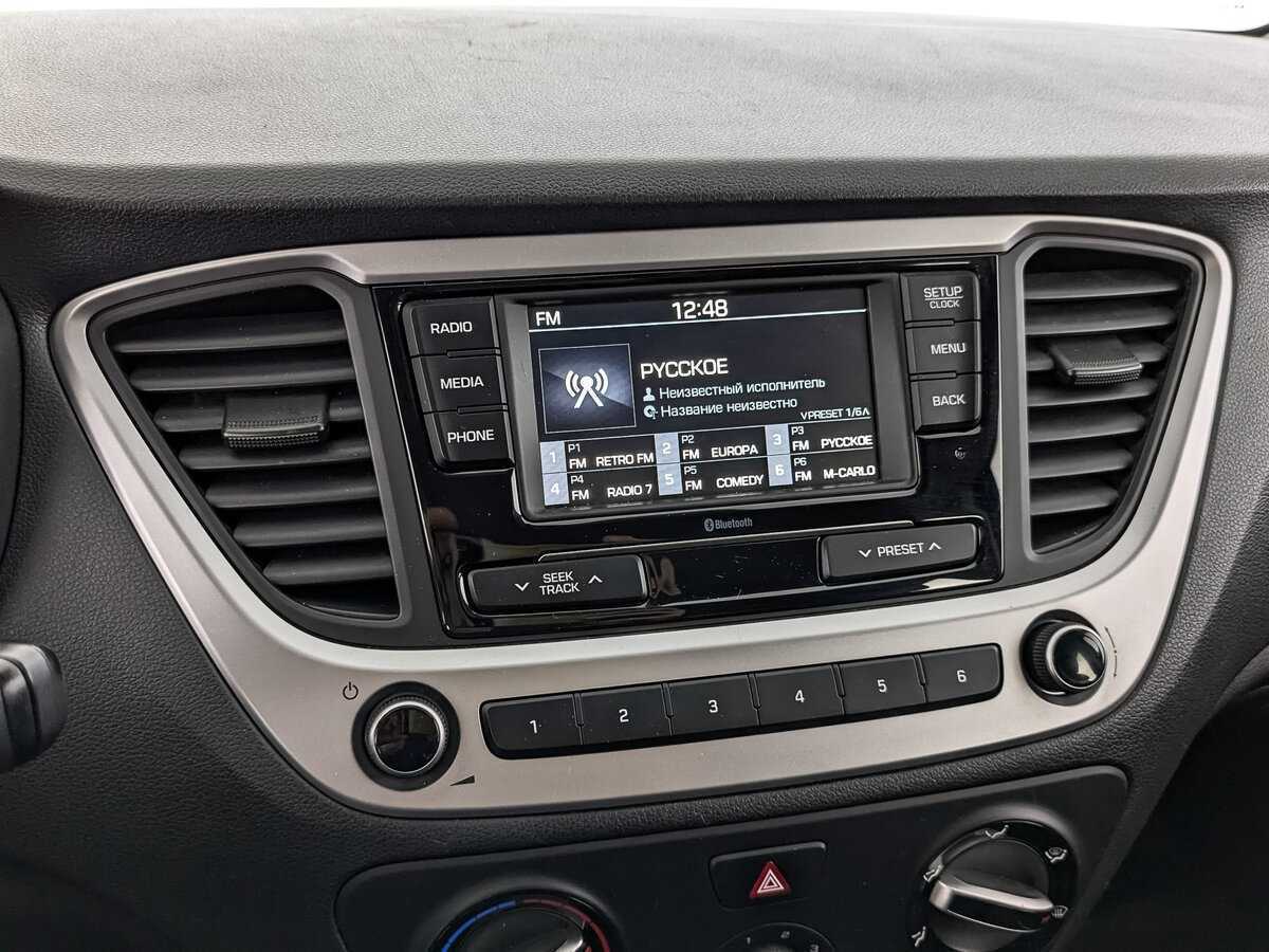 Hyundai Solaris с пробегом — 2018 год. Фото: #20