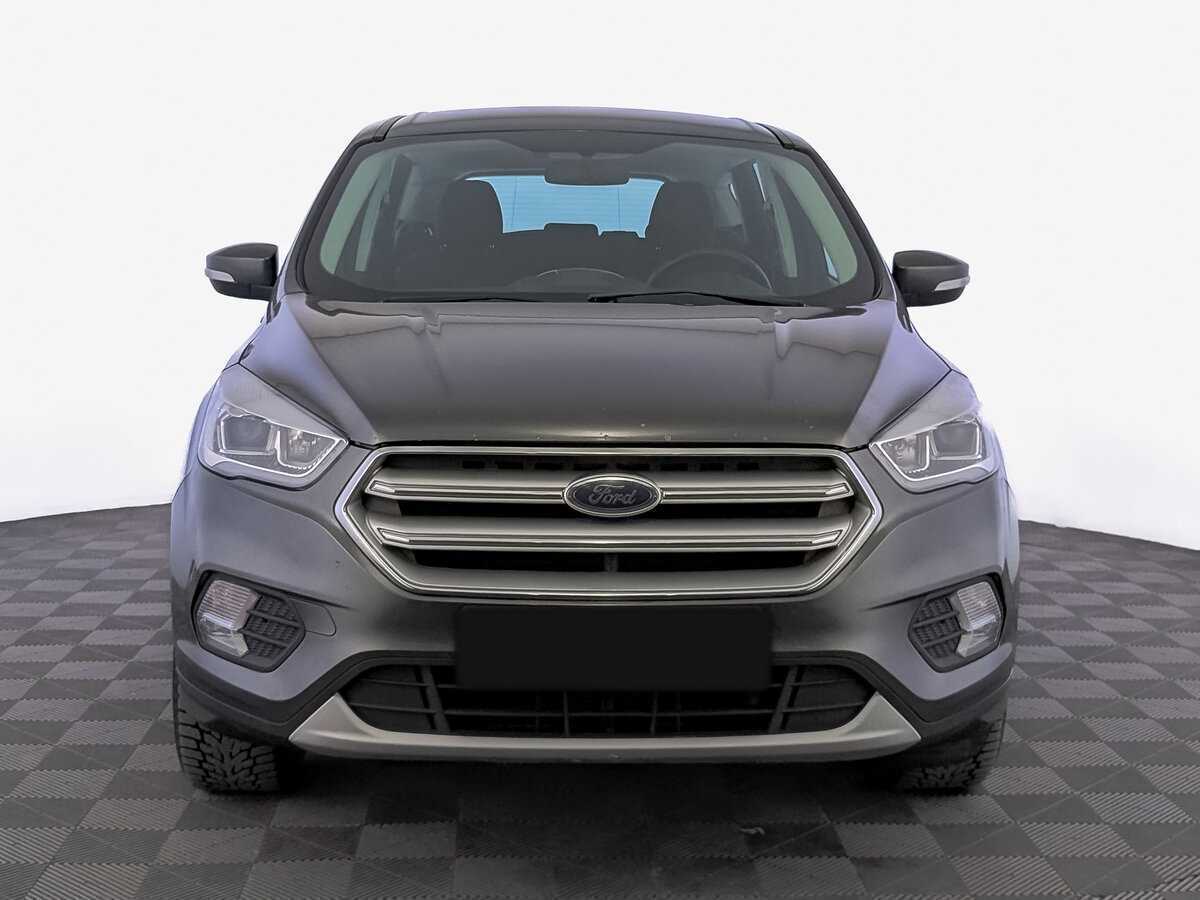 Ford Kuga с пробегом — 2018 год. Фото: #1