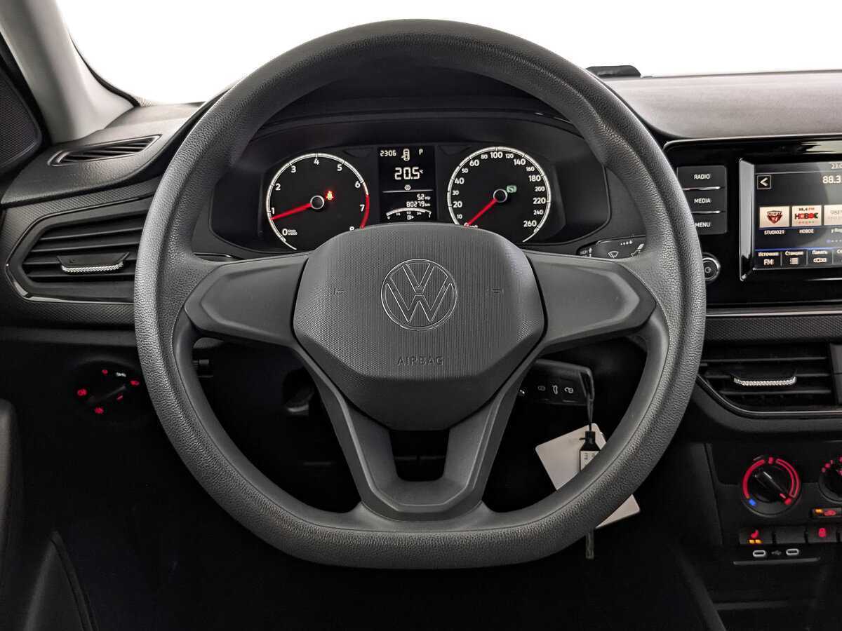 Volkswagen Polo с пробегом — 2020 год. Фото: #20