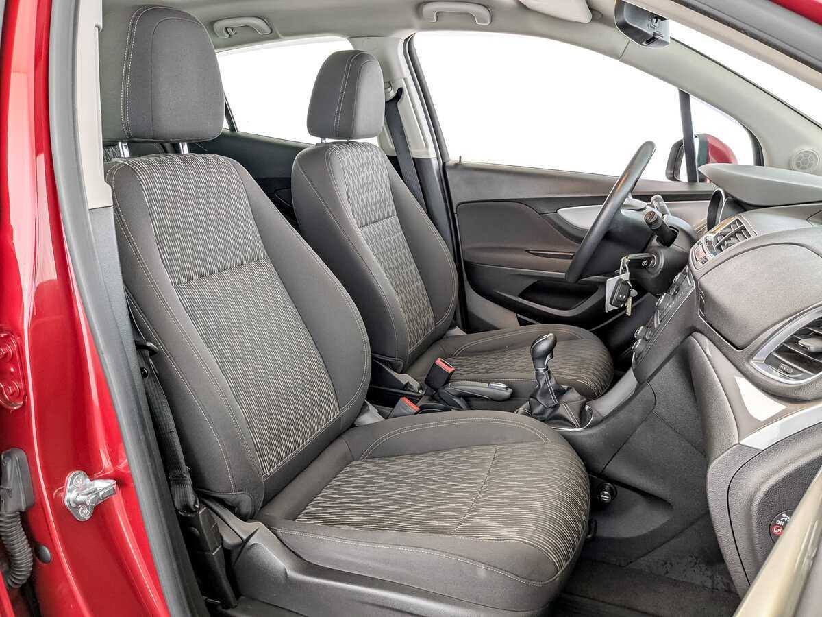 Opel Mokka с пробегом — 2013 год. Фото: #21