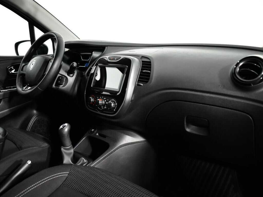 Renault Kaptur с пробегом — 2017 год. Фото: #8