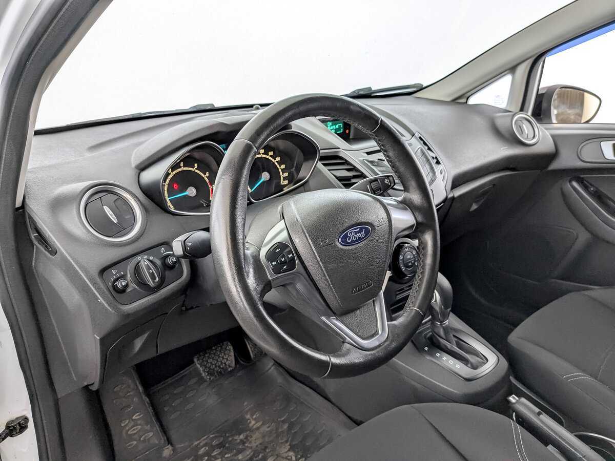 Ford Fiesta с пробегом — 2017 год. Фото: #15