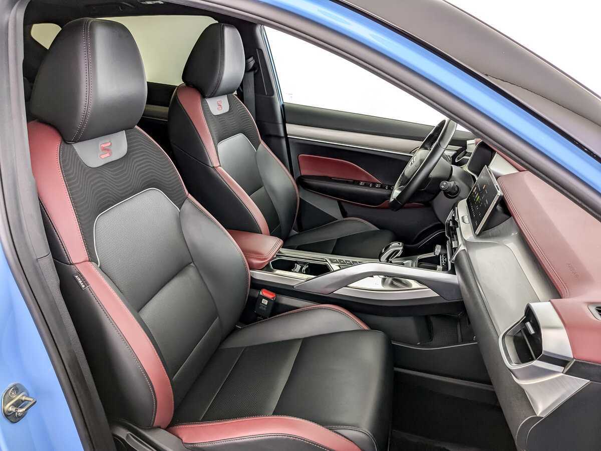 Купить Джили Кулрэй, 2022, 53 267 км.. Фото: #21