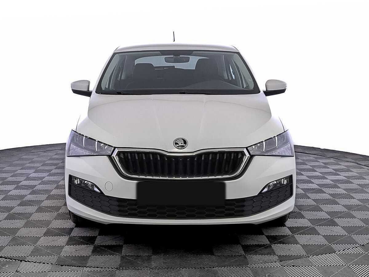 Skoda Rapid с пробегом — 2020 год. Фото: #1
