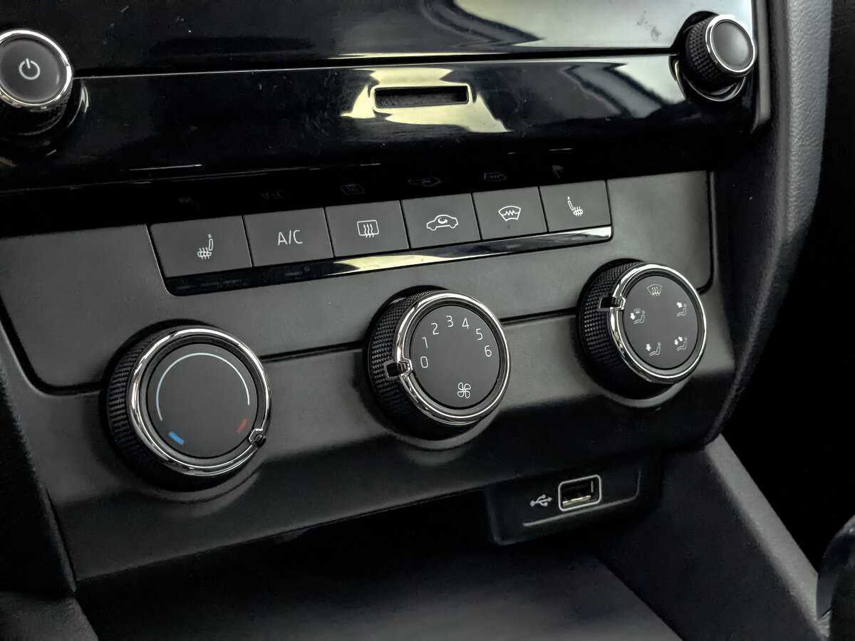 Skoda Octavia с пробегом — 2019 год. Фото: #20