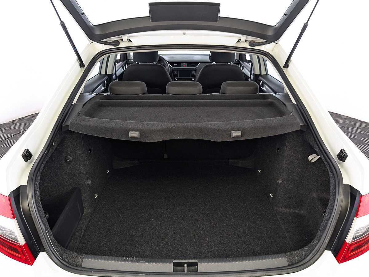 Skoda Octavia с пробегом — 2019 год. Фото: #8