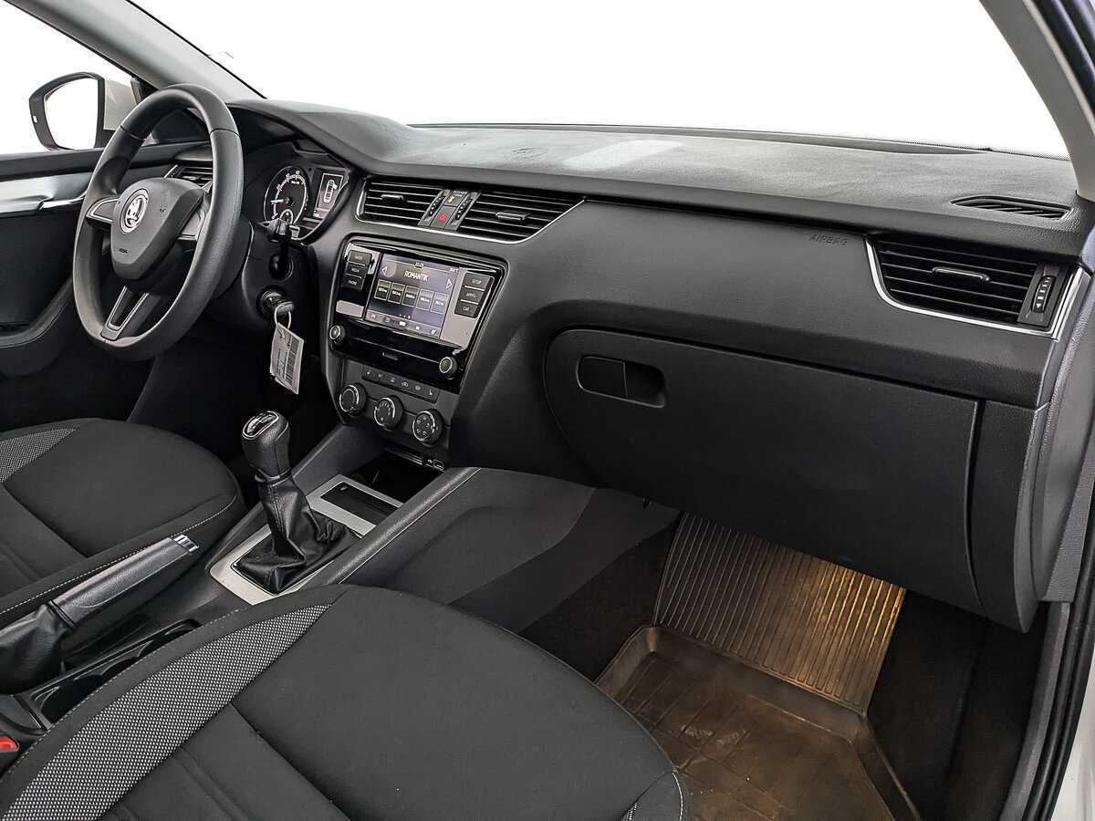 Skoda Octavia с пробегом — 2019 год. Фото: #11