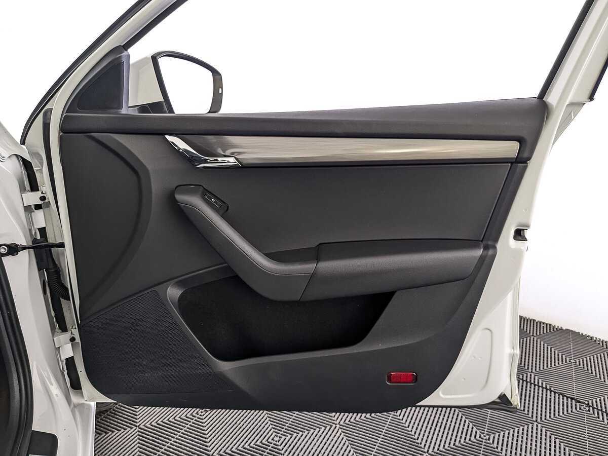 Skoda Octavia с пробегом — 2018 год. Фото: #24