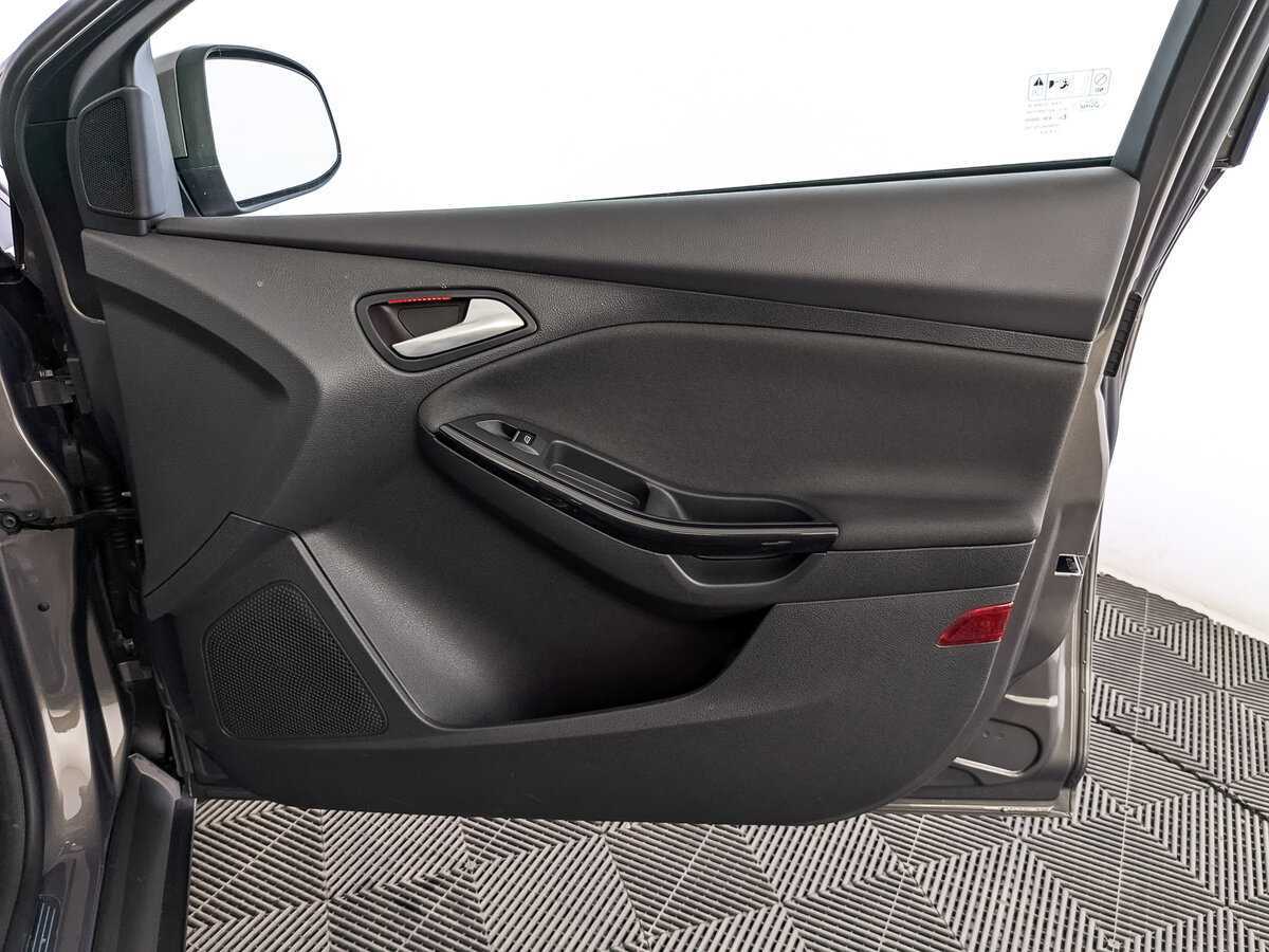 Ford Focus с пробегом — 2017 год. Фото: #23