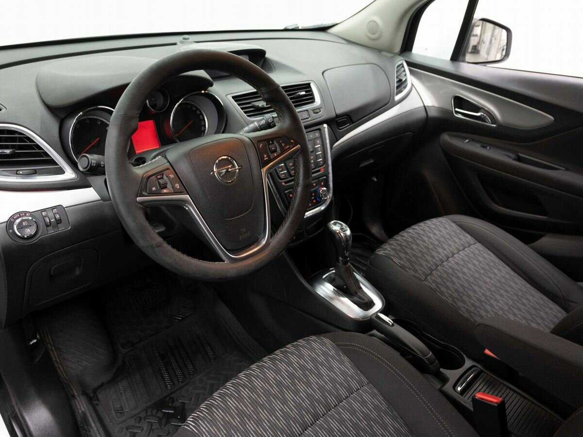 Opel Mokka с пробегом — 2013 год. Фото: #7