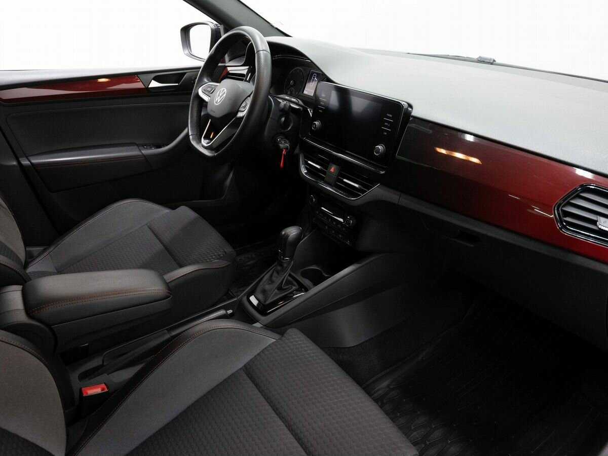 Volkswagen Polo с пробегом — 2021 год. Фото: #11