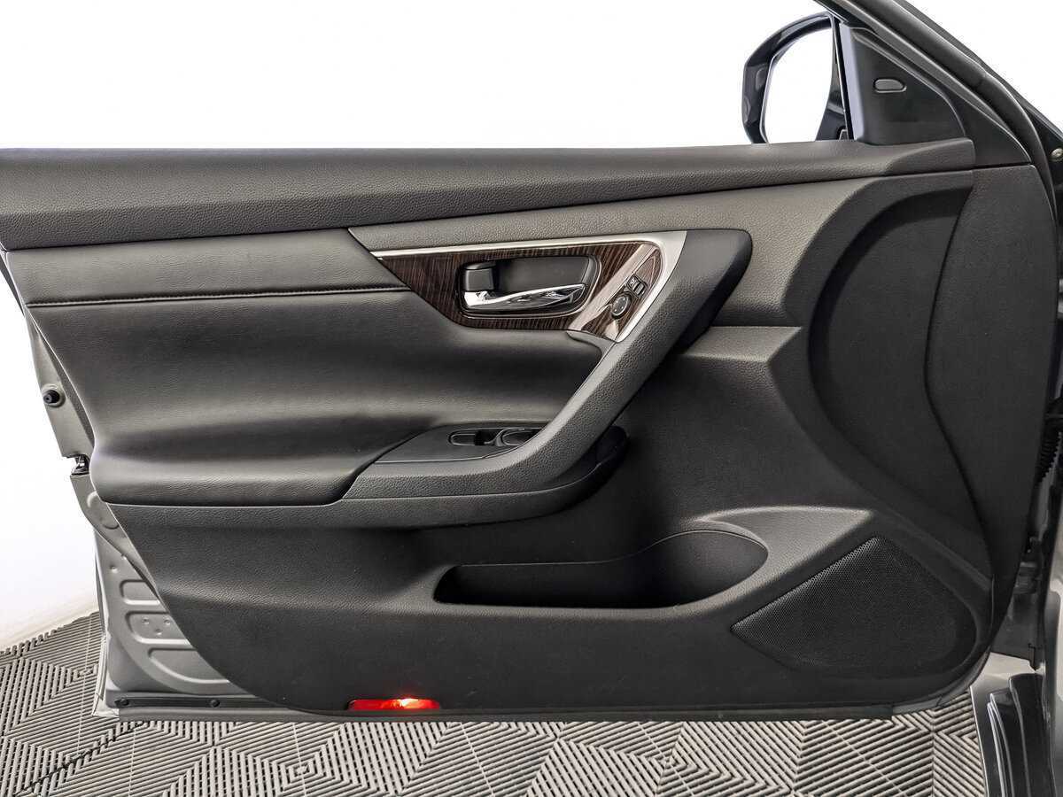 Nissan Teana с пробегом — 2014 год. Фото: #17