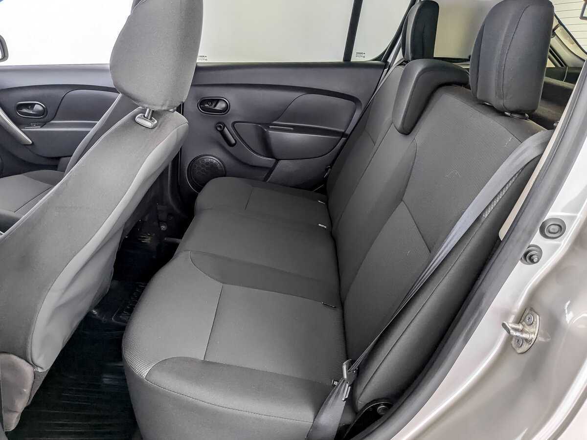 Renault Sandero с пробегом — 2018 год. Фото: #11