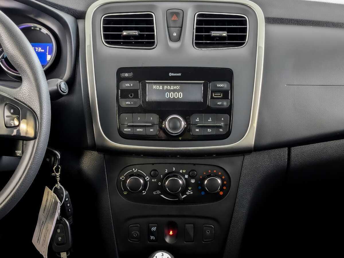 Renault Sandero с пробегом — 2018 год. Фото: #14