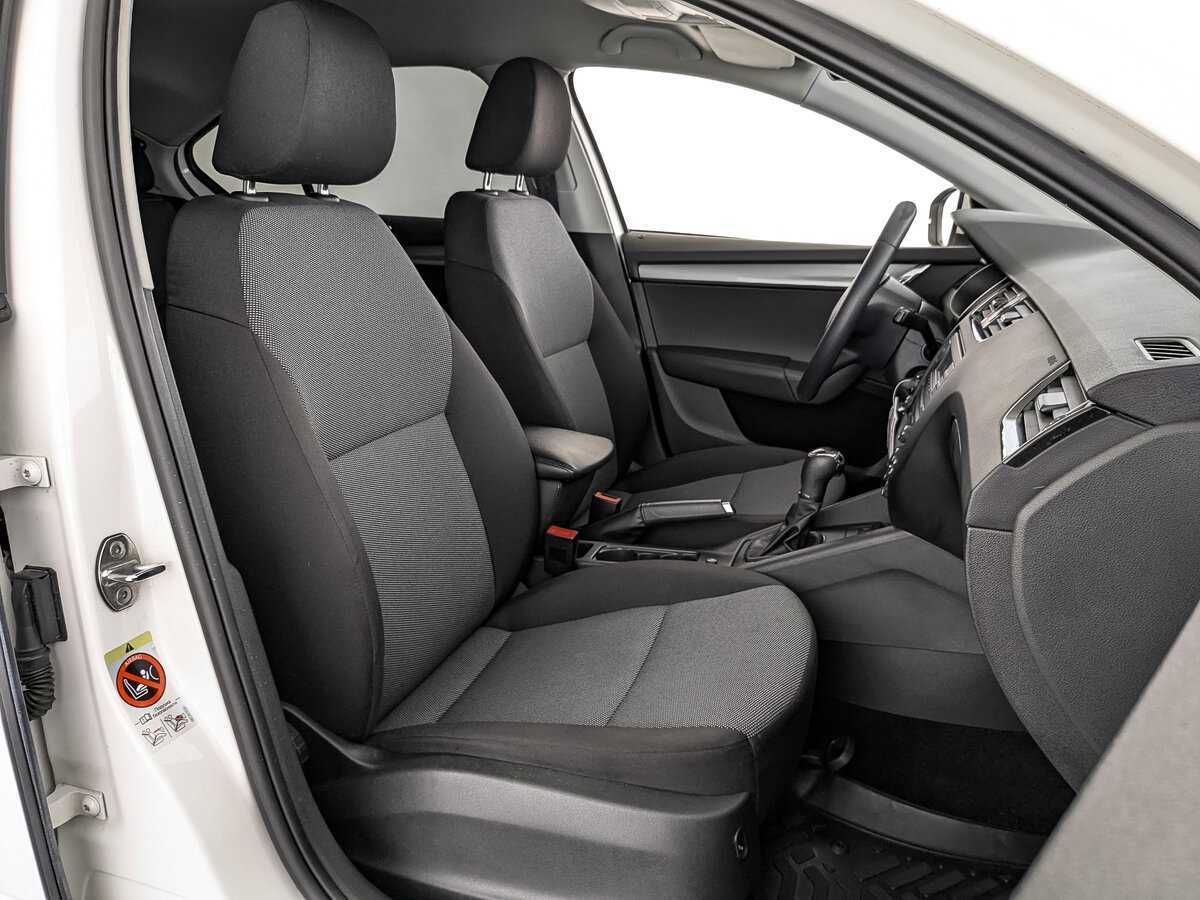 Skoda Octavia с пробегом — 2014 год. Фото: #20