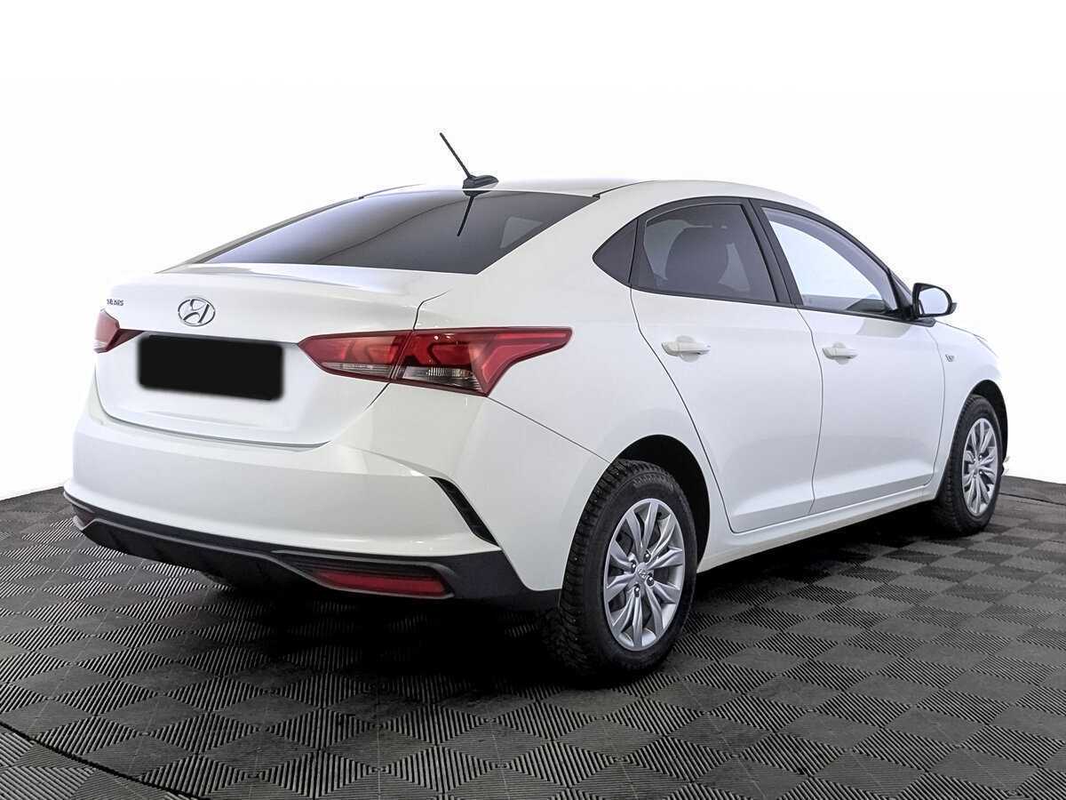 Hyundai Solaris с пробегом — 2020 год. Фото: #4