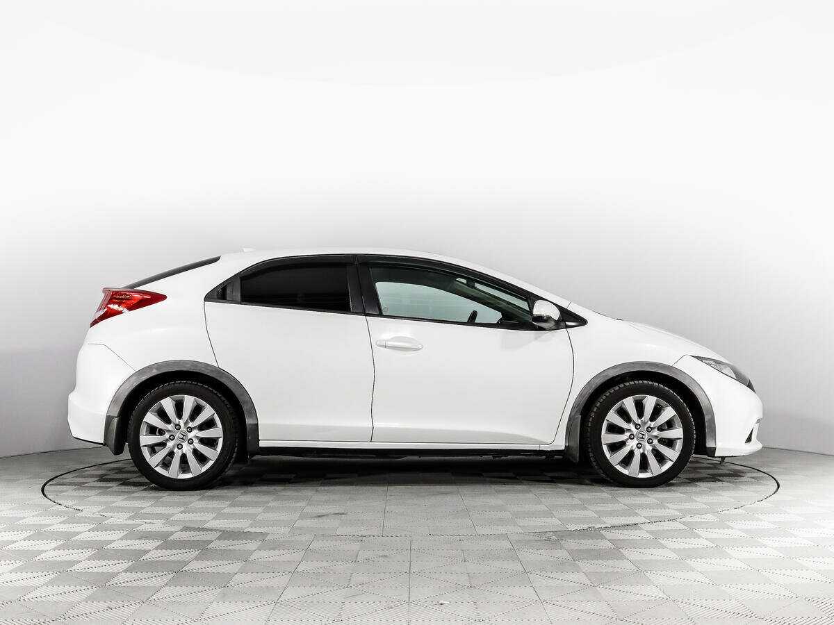 Honda Civic с пробегом — 2012 год. Фото: #3