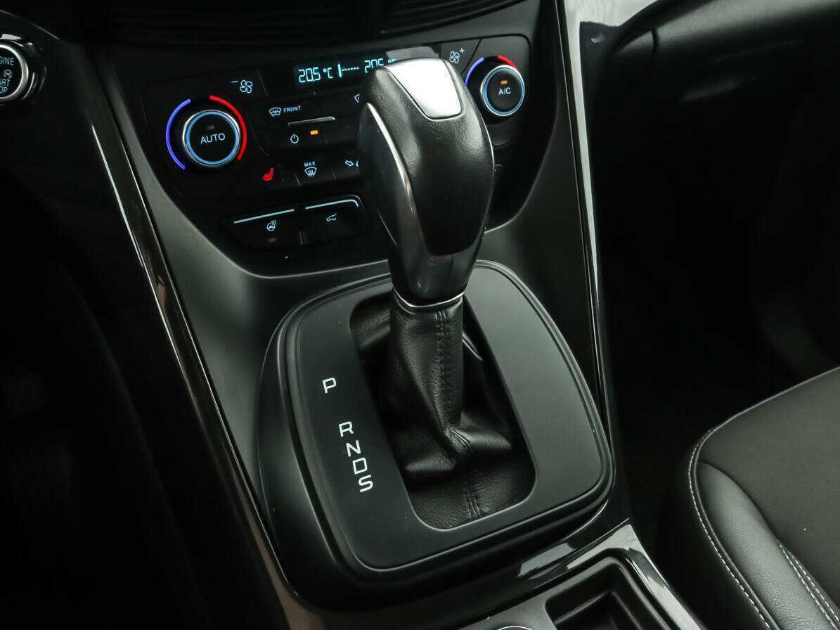 Ford Kuga с пробегом — 2017 год. Фото: #13