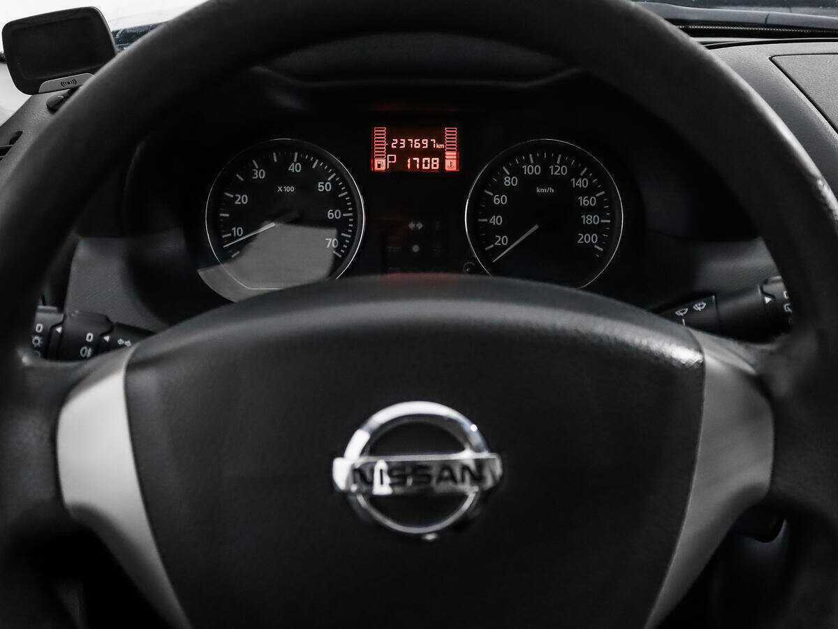 Nissan Terrano с пробегом — 2014 год. Фото: #14