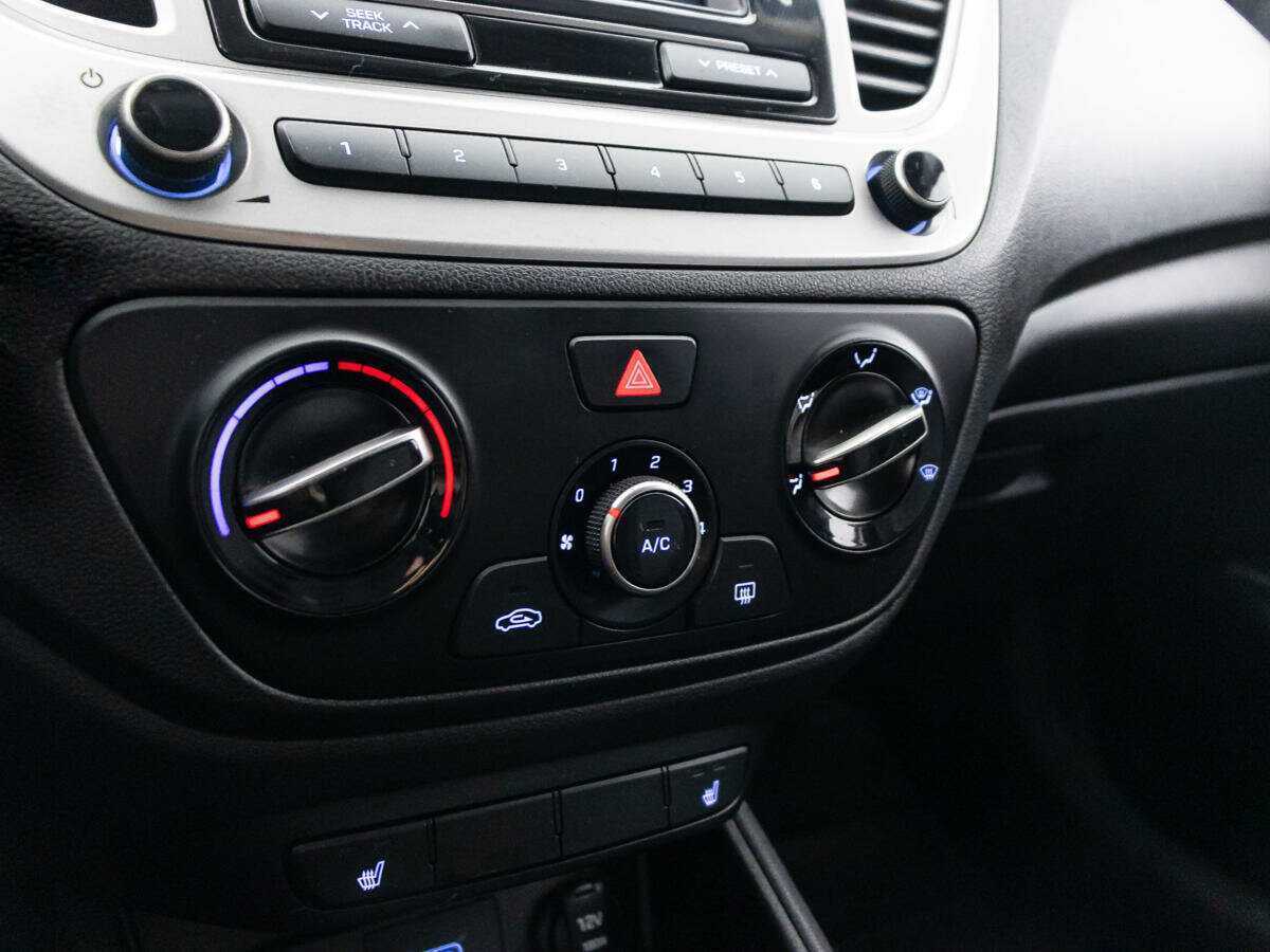 Hyundai Solaris с пробегом — 2019 год. Фото: #15